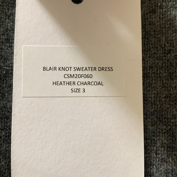 Santicler 100% cashmere dress. Made in Romania. Size 3 ( sizes are 1,2 & 3) - Picture 4 of 9